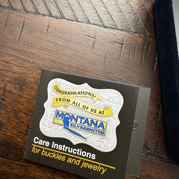 Montana Silversmiths Silver Star Drop Earrings - Picture 2 of 3